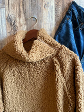 Load image into Gallery viewer, Wibaux Pullover