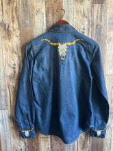 Load image into Gallery viewer, Lubbock Embroidered Denim Pearl Snap