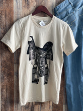 Load image into Gallery viewer, Vintage Saddle T-Shirt {Cream}