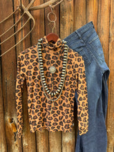 Load image into Gallery viewer, Skimy Turtleneck {Leopard}