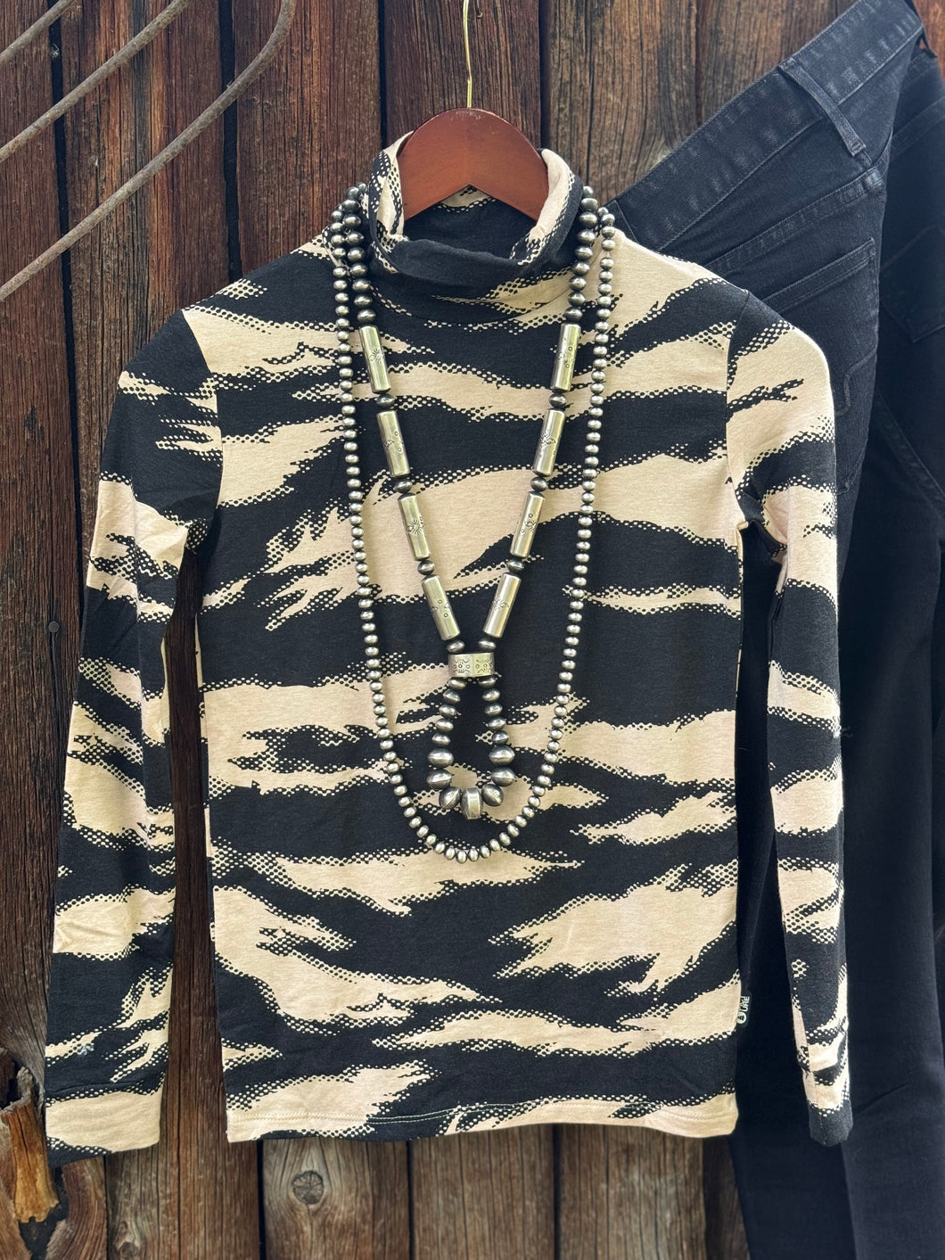 Skimy Turtleneck {Shadow}