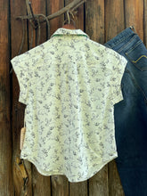 Load image into Gallery viewer, Jackalope Button Up