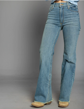 Load image into Gallery viewer, Olivia by Kimes Ranch