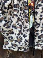 Load image into Gallery viewer, Conroe Leopard Jacket